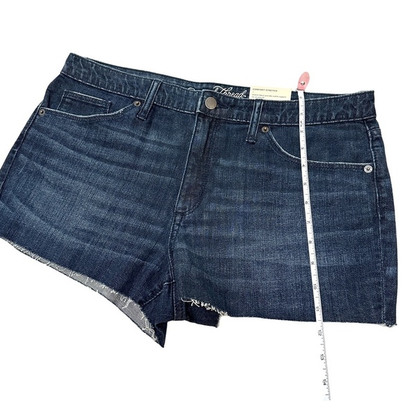 NWT High-Rise Dark Blue Faded Denim Shorts Size 14 - Picture 11 of 11